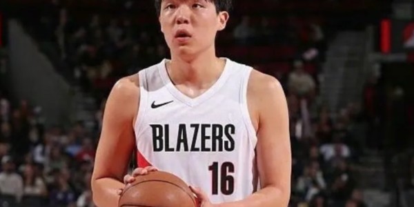 MK体育官方网站-场均接近两双！杨瀚森还有机会，能打NBA全明星