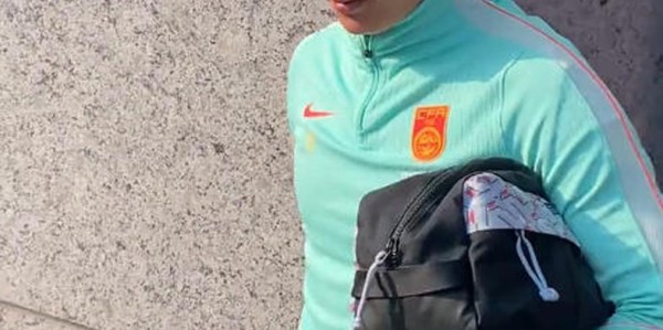谈崩了！林良铭要顶薪大合同 连沪粤鄂滇铁人哄抢 国安勿人财两空
