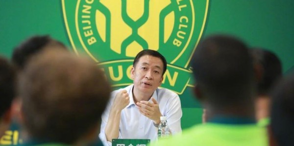 谈崩了！林良铭要顶薪大合同 连沪粤鄂滇铁人哄抢 国安勿人财两空